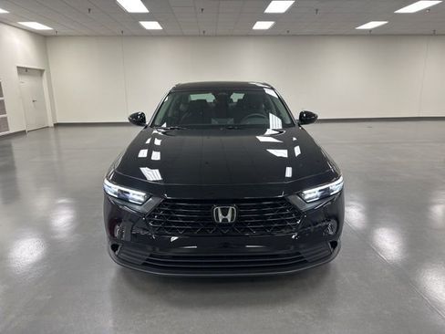Used 2025 Honda Accord SE image 2
