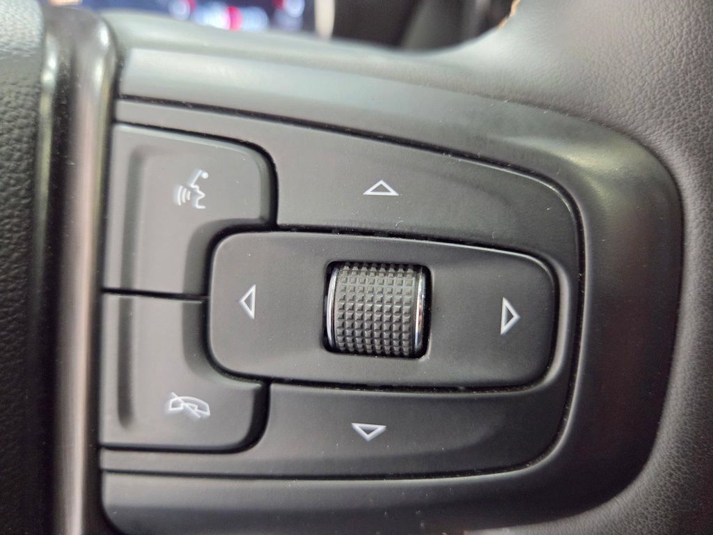 Used 2024 GMC Sierra 2500 AT4 w/ Technology Package AWD/4WD image 34