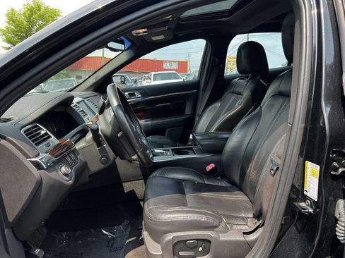 Used 2010 Lincoln MKS AWD image 12