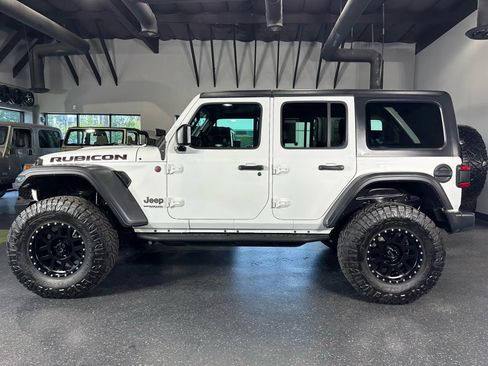 Used 2018 Jeep Wrangler Unlimited Rubicon w/ LED Lighting Group image 7