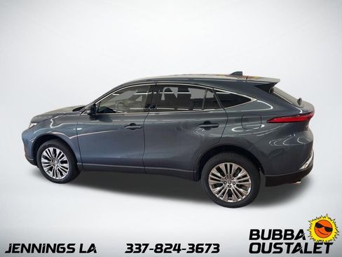 Used 2023 Toyota Venza Limited image 8