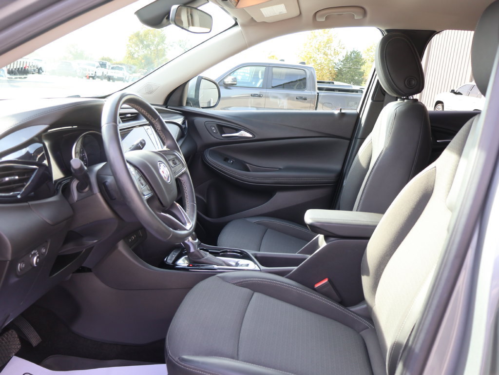 Used 2023 Buick Encore GX Select FWD image 21