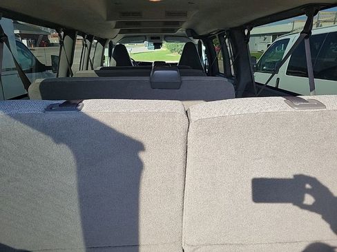 New 2025 GMC Savana 3500 LT w/ LT Preferred Equipment Group RWD image 8