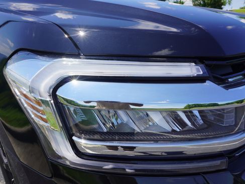 Used 2022 Ford Expedition Max Limited image 8