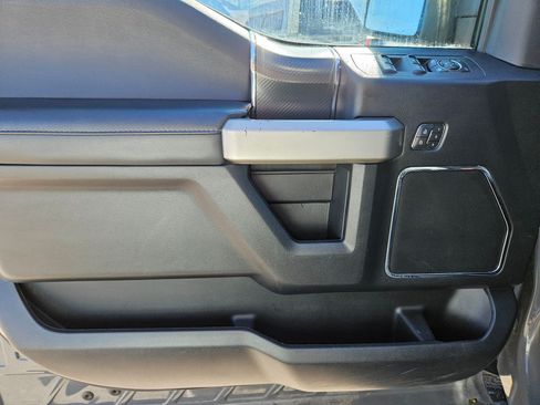 Used 2020 Ford F150 Lariat AWD/4WD image 12
