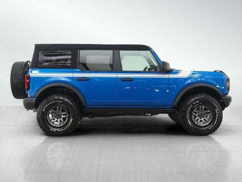 Used 2021 Ford Bronco Black Diamond image 6