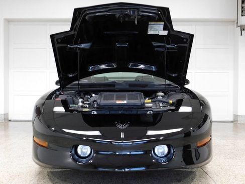 Used 1997 Pontiac Firebird Trans Am RWD image 17
