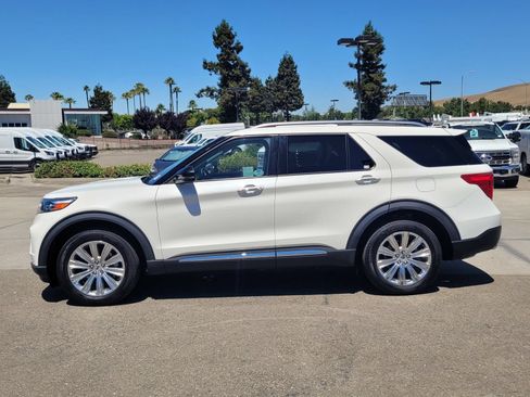 Certified 2023 Ford Explorer Limited w/ Limited Technology Package AWD/4WD image 7