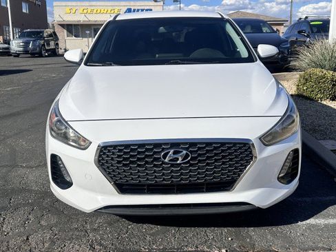 Used 2018 Hyundai Elantra GT image 8