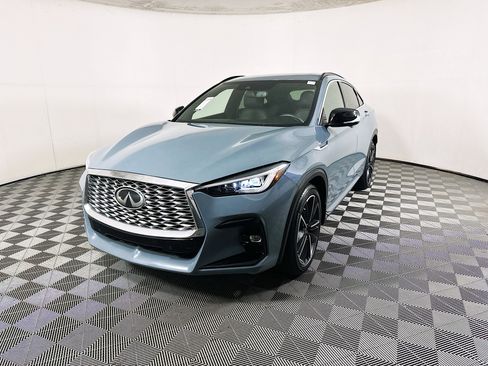 Used 2023 INFINITI QX55 Essential AWD/4WD image 7