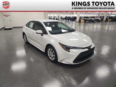 New 2025 Toyota Corolla LE