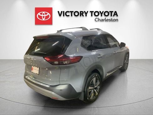 Used 2021 Nissan Rogue SL image 6