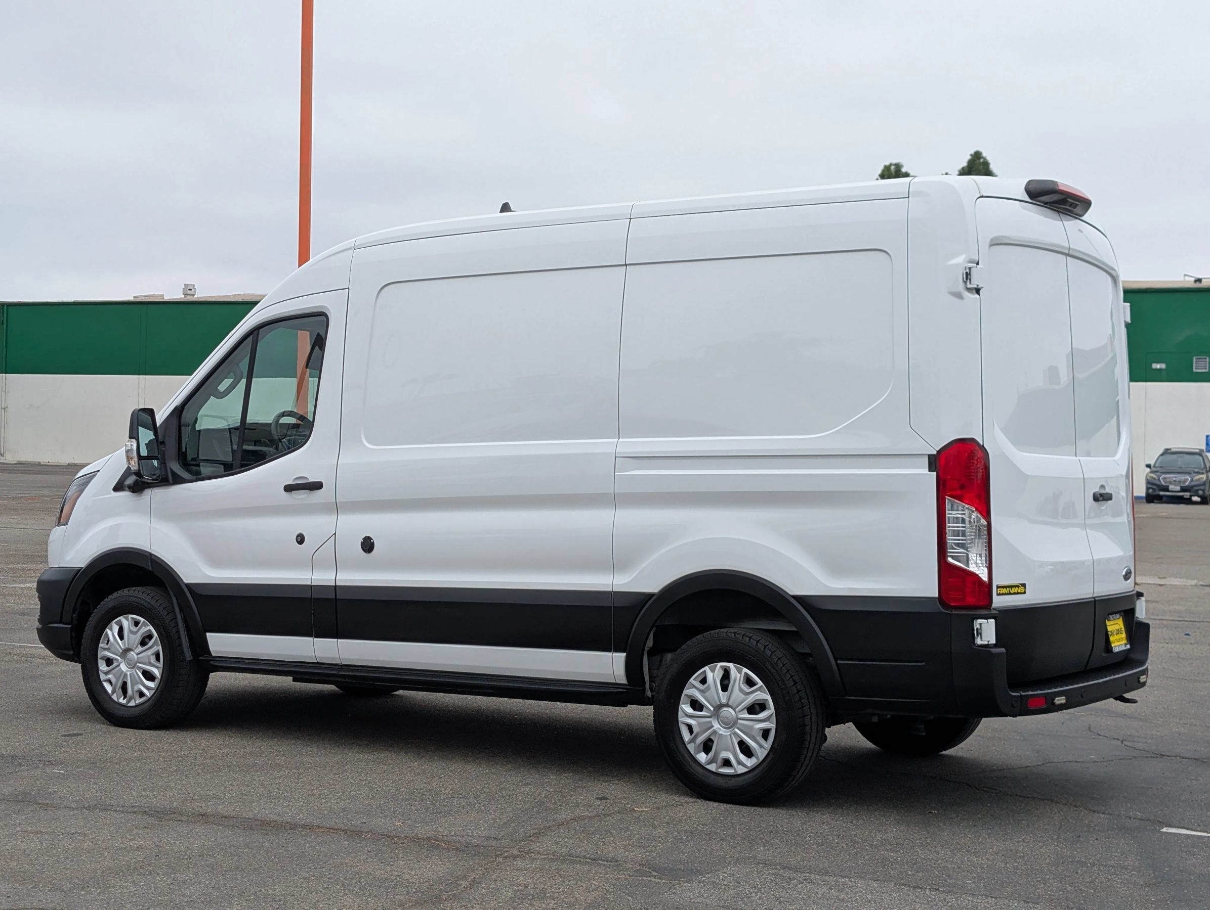 Used 2022 Ford E-Transit Medium Roof w/ Load Area Protection Package RWD image 5