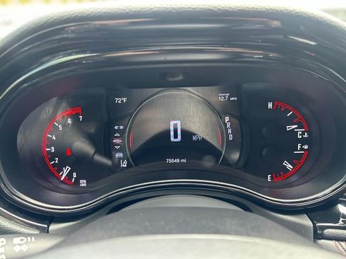 Used 2021 Dodge Durango R/T w/ Technology Group AWD/4WD image 17