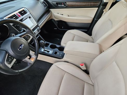 Used 2016 Subaru Outback 2.5i Limited image 16