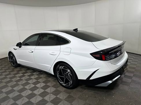 Used 2024 Hyundai Sonata SEL w/ Convenience Package image 5