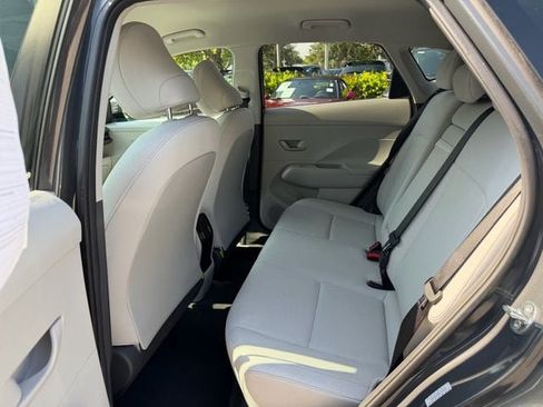 Used 2024 Hyundai Kona SEL FWD image 14