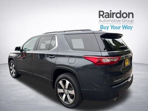 Used 2019 Chevrolet Traverse LT w/ LT Premium Package AWD/4WD image 5