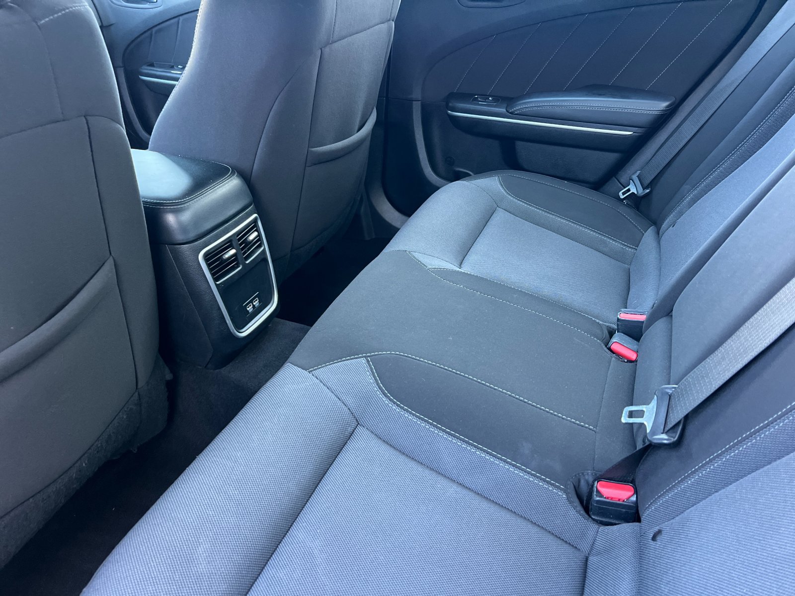 Used 2022 Dodge Charger SXT RWD image 12