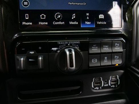 Used 2023 RAM 2500 Limited image 17