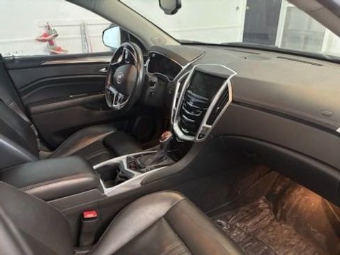 Used 2016 Cadillac SRX Premium w/ Midnight Edition Package image 3