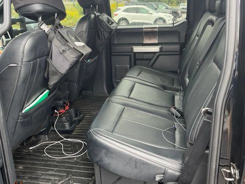 Used 2022 Ford F250 Lariat AWD/4WD image 8
