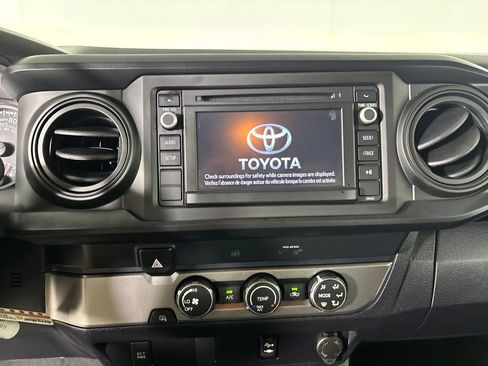 Used 2019 Toyota Tacoma SR w/ SX Package RWD image 16