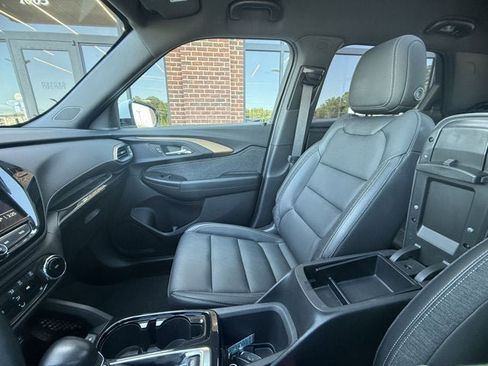 Used 2021 Chevrolet TrailBlazer ACTIV w/ Sun and Liftgate Package FWD image 26