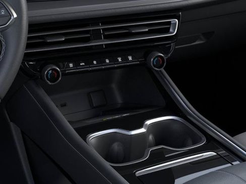 New 2027 Chevrolet Traverse LT w/ Driver Confidence Package FWD image 47
