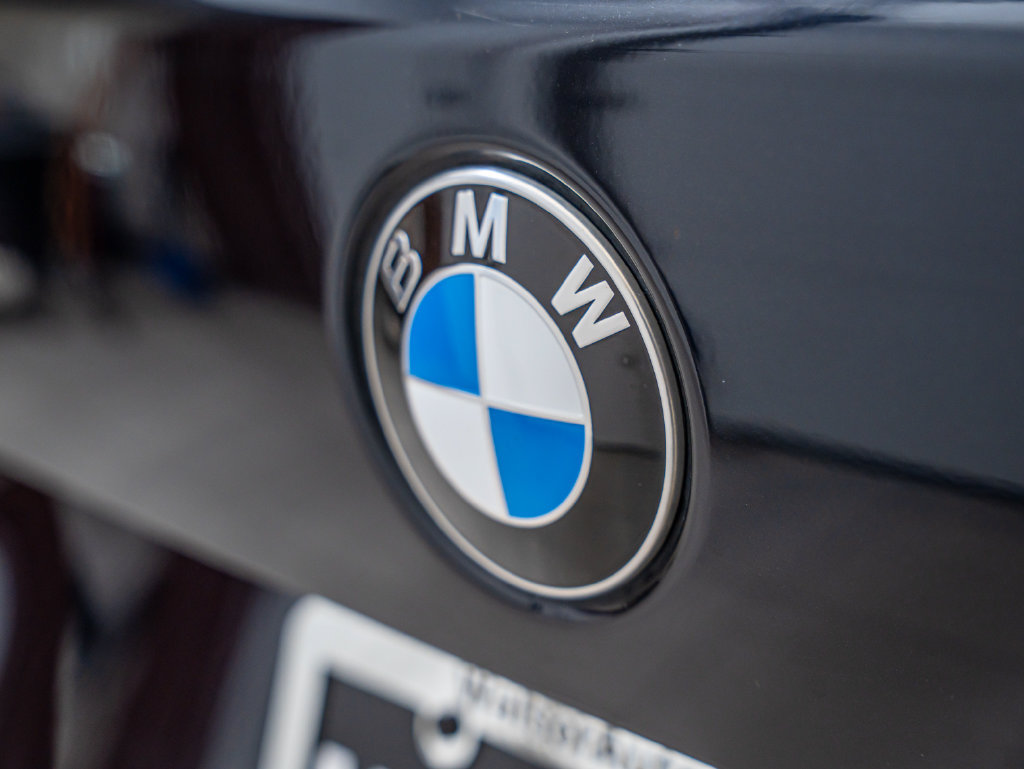Used 2022 BMW X5 xDrive40i w/ M Sport Package AWD/4WD image 18