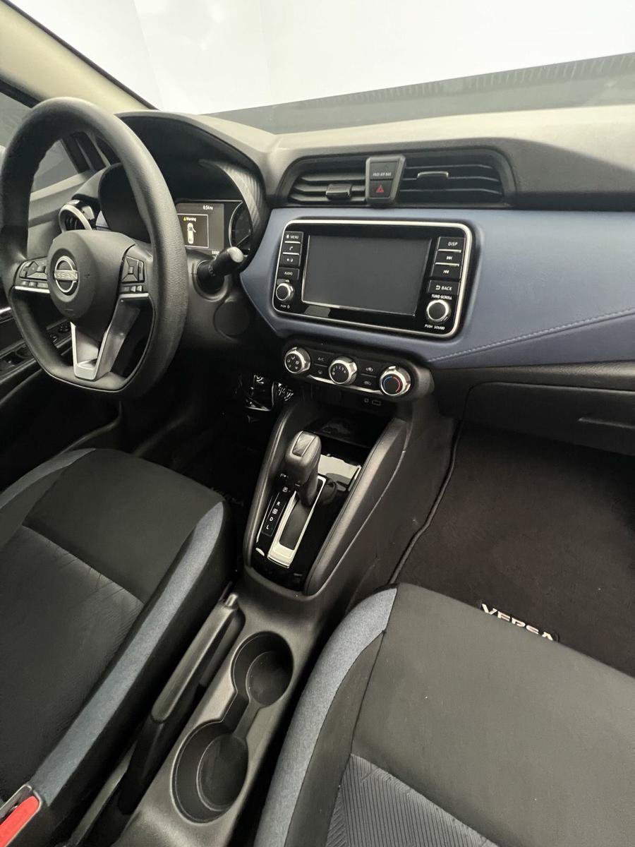 Used 2023 Nissan Versa SV FWD image 35