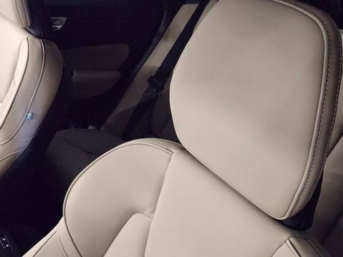 New 2026 Volvo XC60 B5 Plus w/ Protection Package Premier AWD/4WD image 15