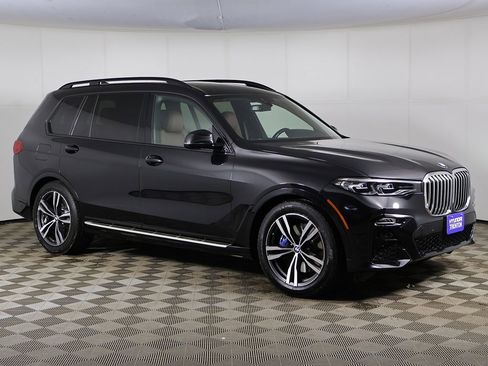 Used 2022 BMW X7 xDrive40i w/ M Sport Package image 46