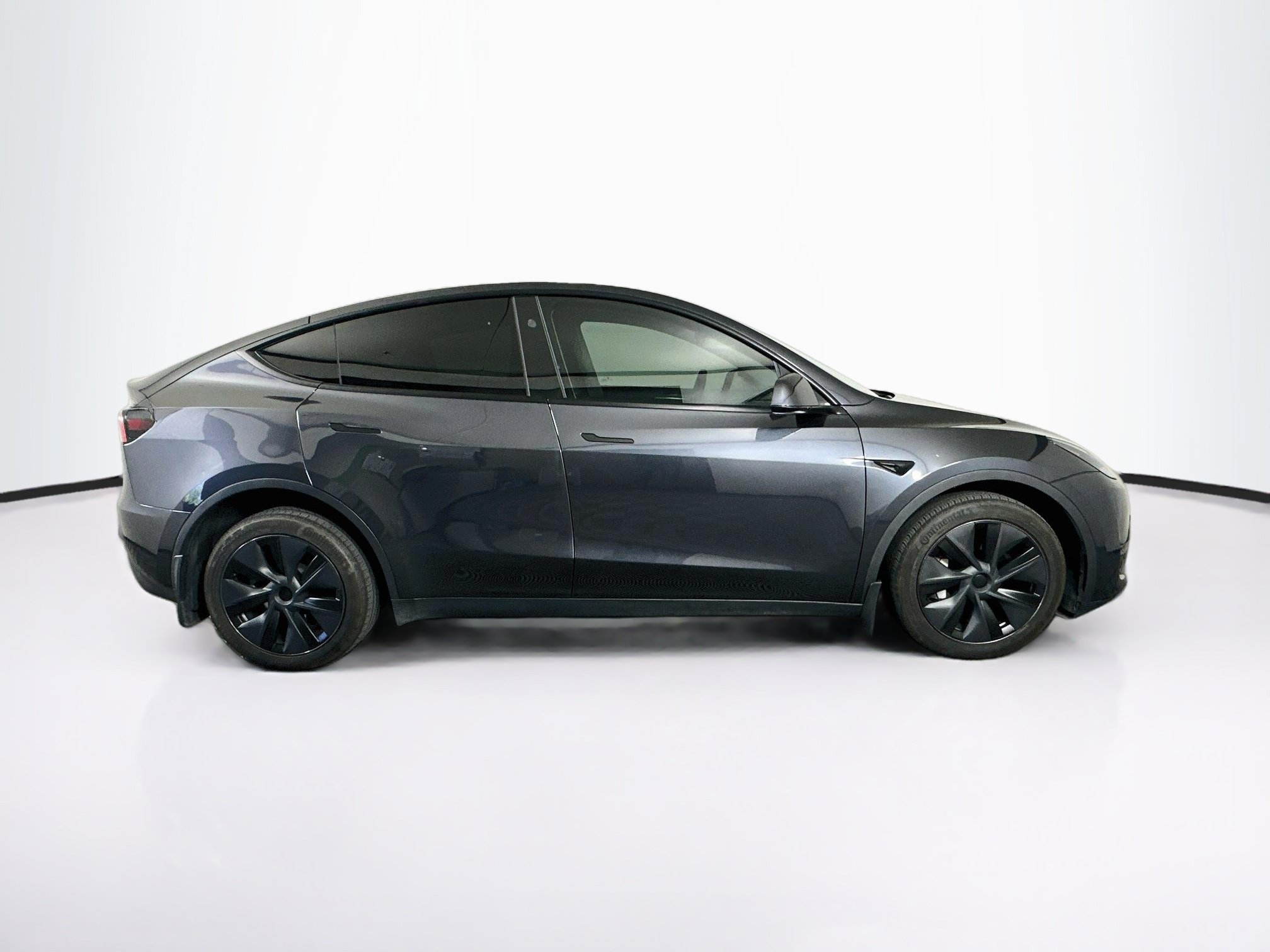 Used 2024 Tesla Model Y Long Range AWD/4WD image 10