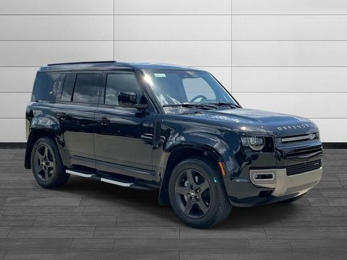 Used 2023 Land Rover Defender 110 X-Dynamic SE AWD/4WD image 7