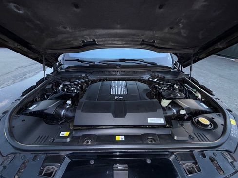 Used 2017 Land Rover Range Rover Sport SVR image 26