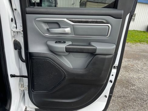 Used 2019 RAM 1500 Big Horn AWD/4WD image 34