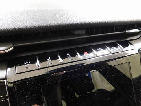 Used 2022 Jeep Grand Cherokee L Laredo image 26