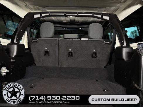 Used 2024 Jeep Wrangler Unlimited AWD/4WD image 21