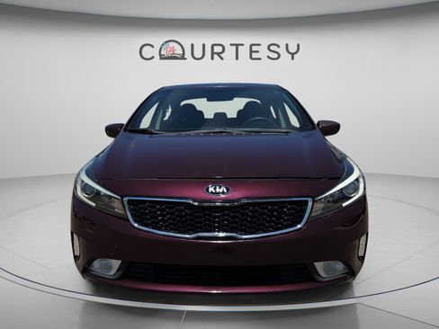 Used 2017 Kia Forte LX FWD image 8