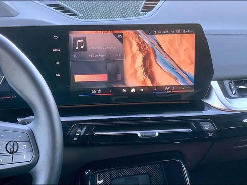 Used 2025 BMW X2 xDrive28i image 6