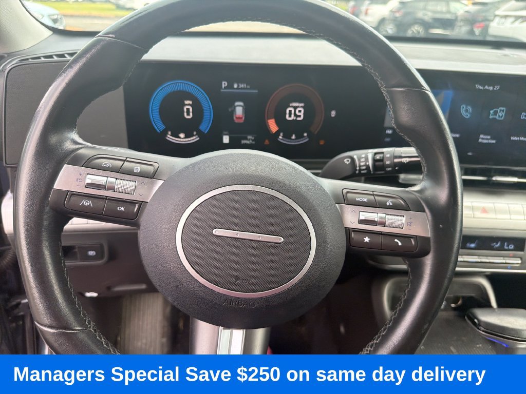 Used 2025 Hyundai Kona SEL AWD/4WD image 15