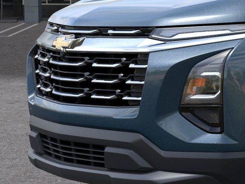 New 2026 Chevrolet Equinox LT FWD image 13