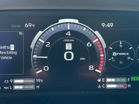 Used 2024 Toyota Tundra TRD Pro AWD/4WD image 33