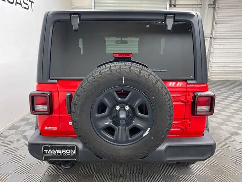 Used 2024 Jeep Wrangler Sport AWD/4WD image 10