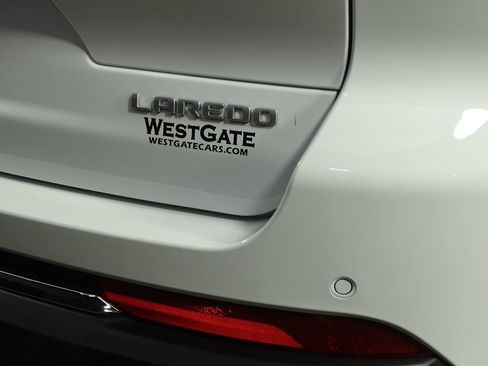 New 2025 Jeep Grand Cherokee L Laredo image 46