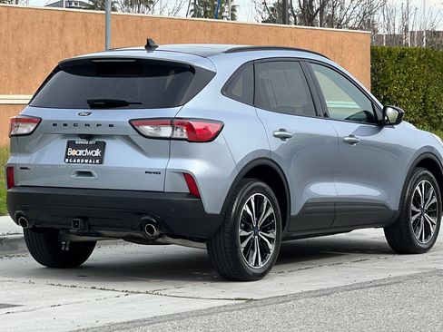 Used 2022 Ford Escape SEL w/ SEL Stealth AWD Package image 4
