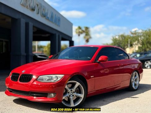 Used 2013 BMW 335i Convertible w/ Premium Pkg RWD image 2