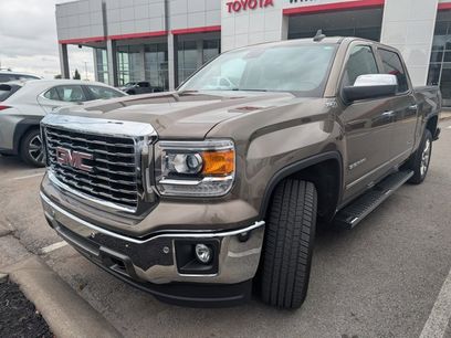 Used 2015 GMC Sierra 1500 SLT w/ SLT Crew Cab Value Package