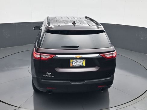 Used 2021 Chevrolet Traverse LT FWD image 19